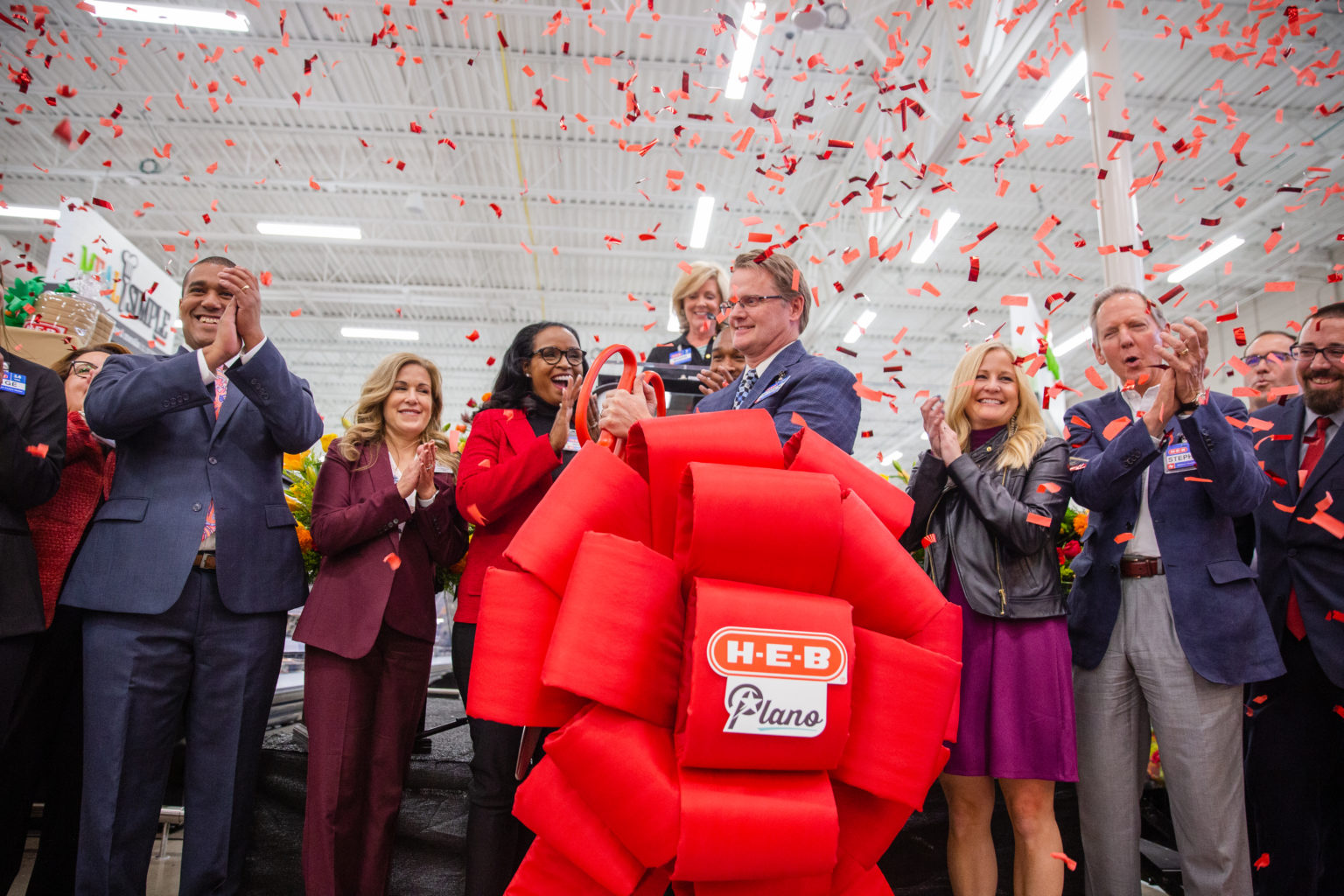 H-E-B Plano Now Open - H-E-B Newsroom