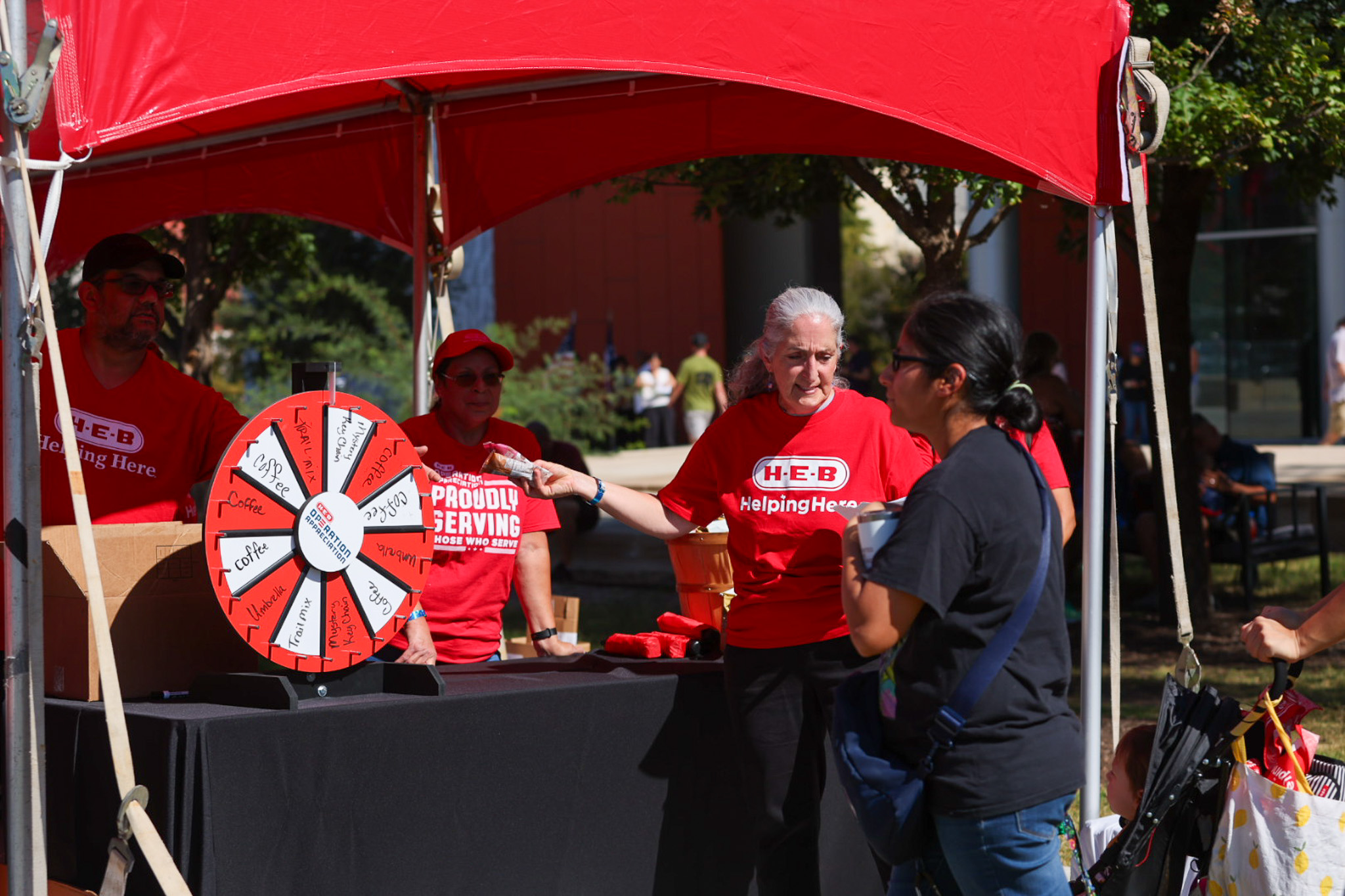 HEBNR_OA_VETDAY_HEMISFAIR_7751