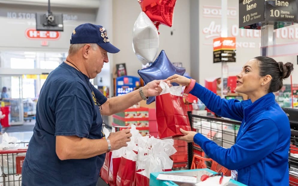 HEBNR_VETDAY_STORE_2025