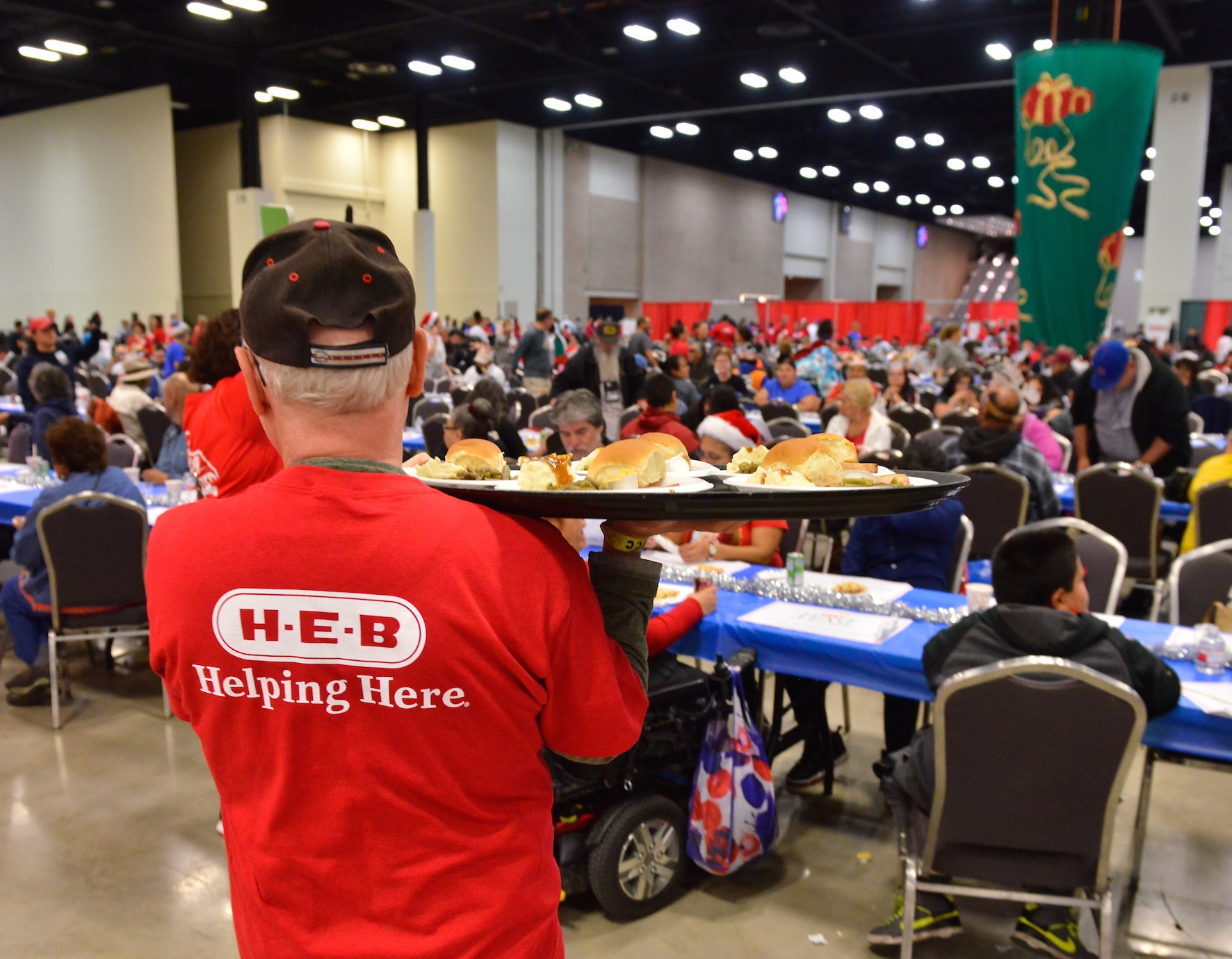 HEB Feast of Sharing gives thanks and spreads cheer throughout the