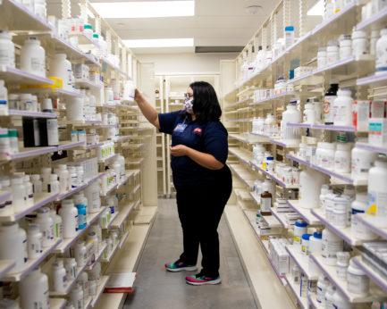 H-E-B opens new pharmacy at UT Health Austin in downtown Austin - H-E-B ...