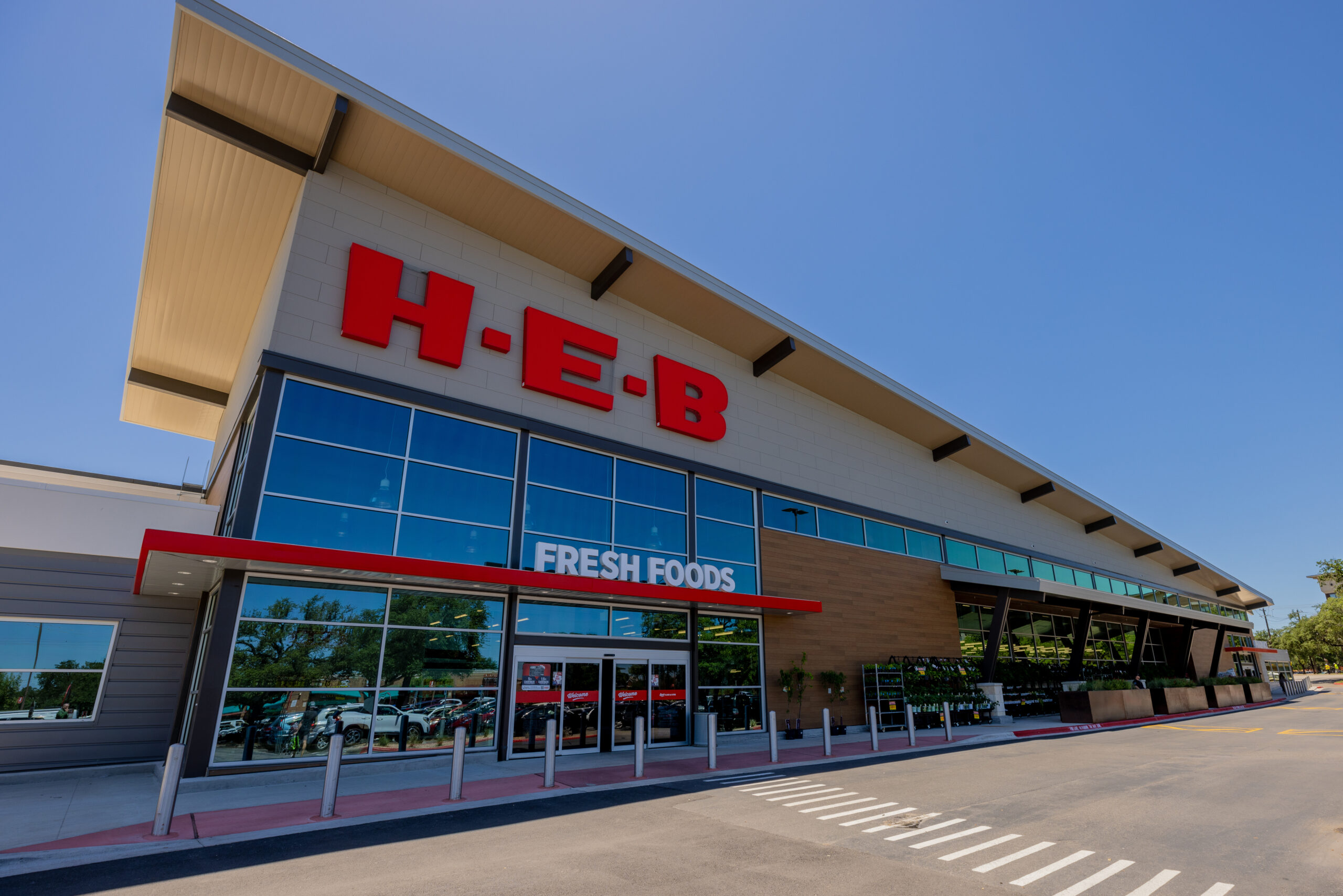 North Hills H‑E‑B in Austin introduces renovated store with new, upgraded  departments - H-E-B Newsroom