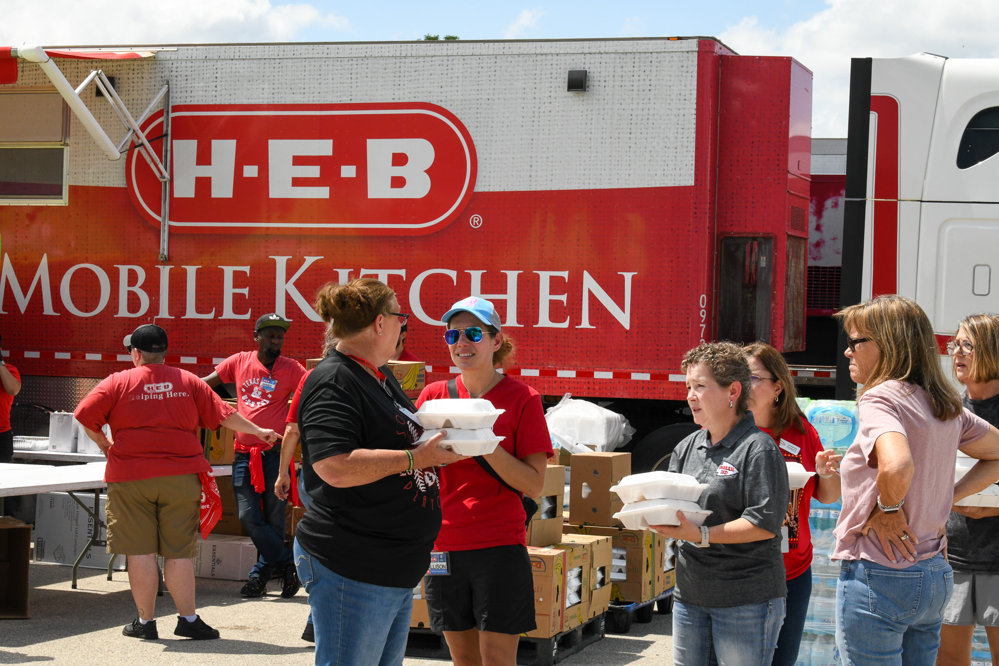 KERR_HC_HEB_NEWSROOM_1028