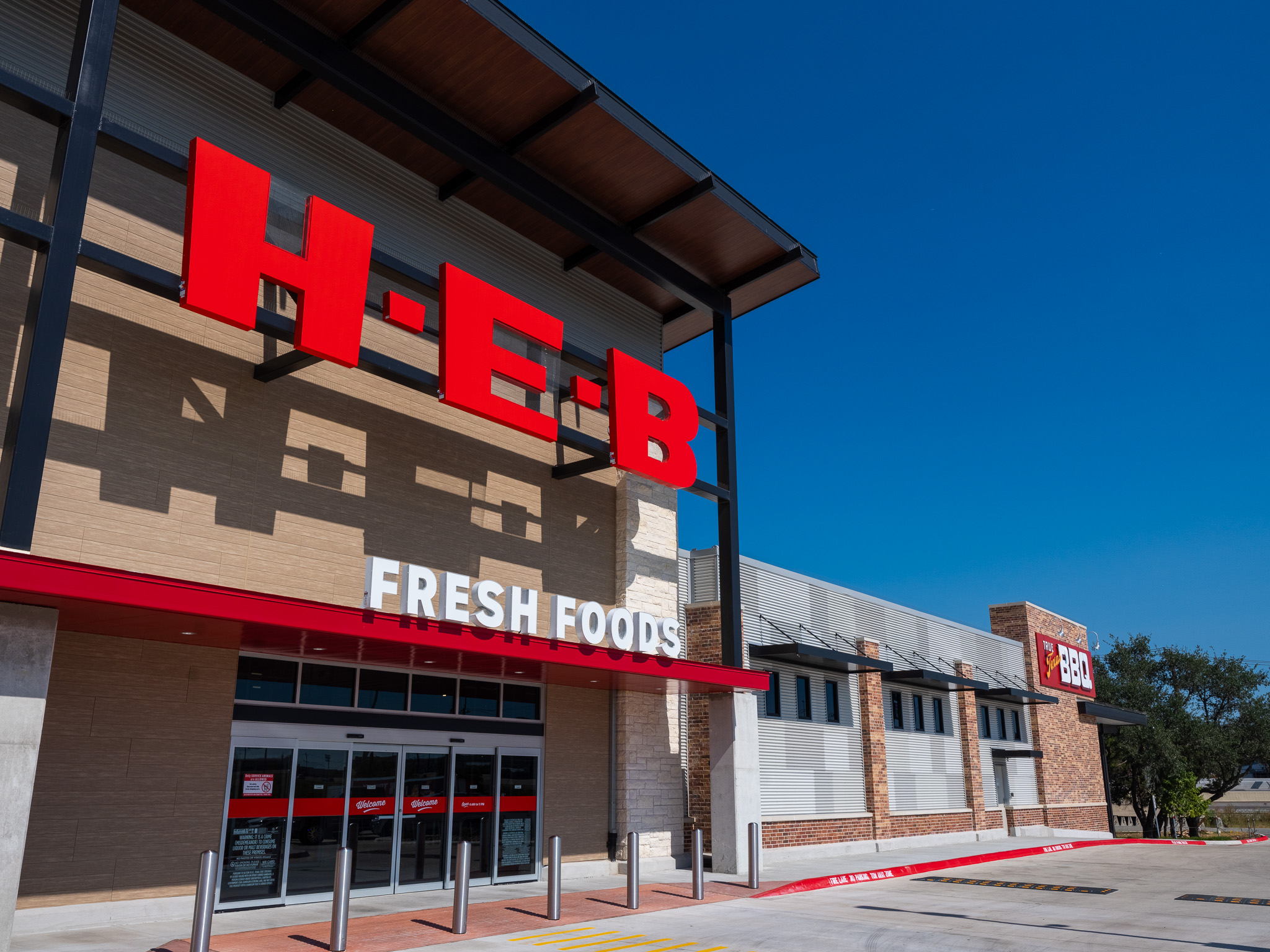HEBNR_SA51_JTT_7591_EXTERIOR2