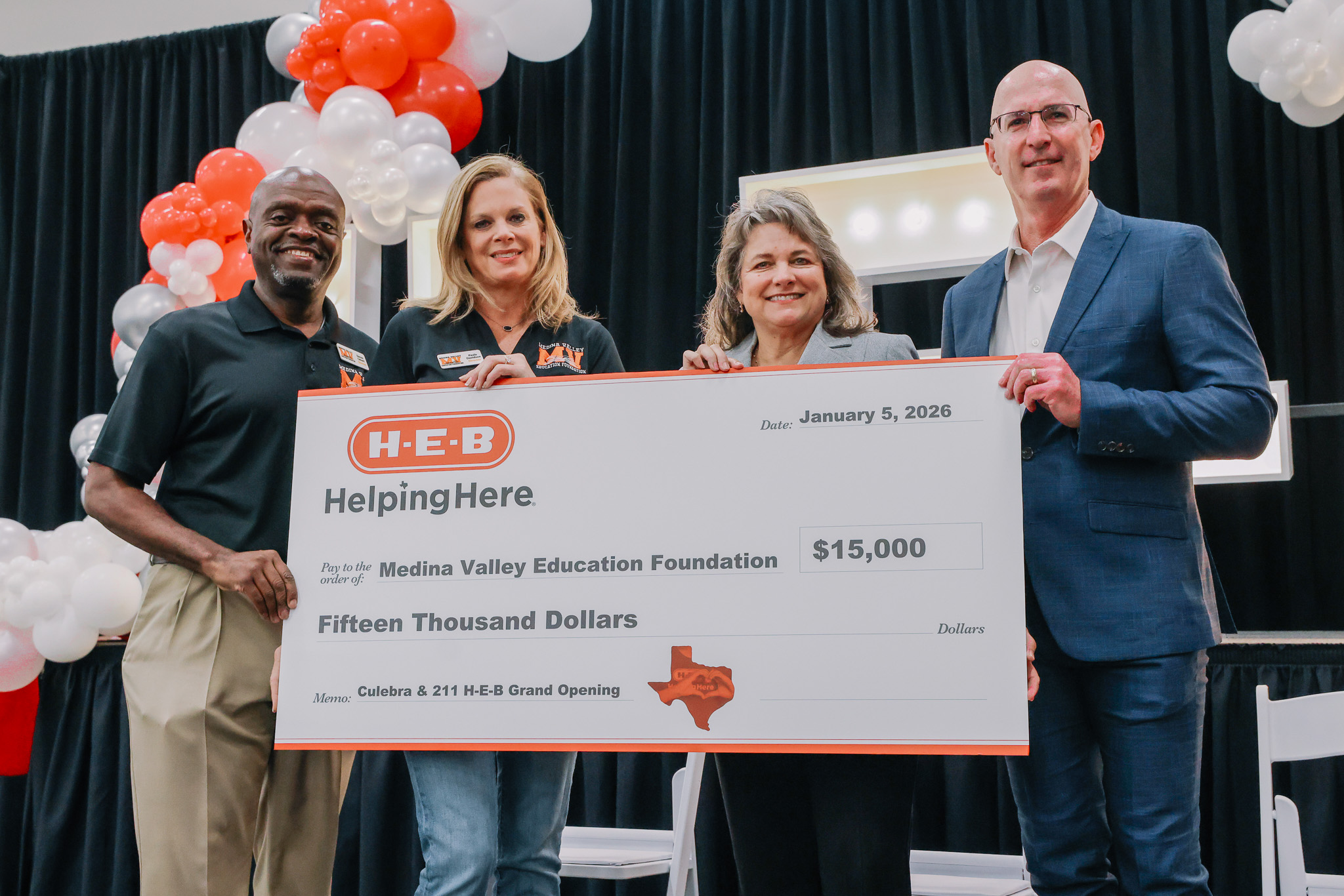 HEB | Culebra Rd SATX Ribbon Cutting