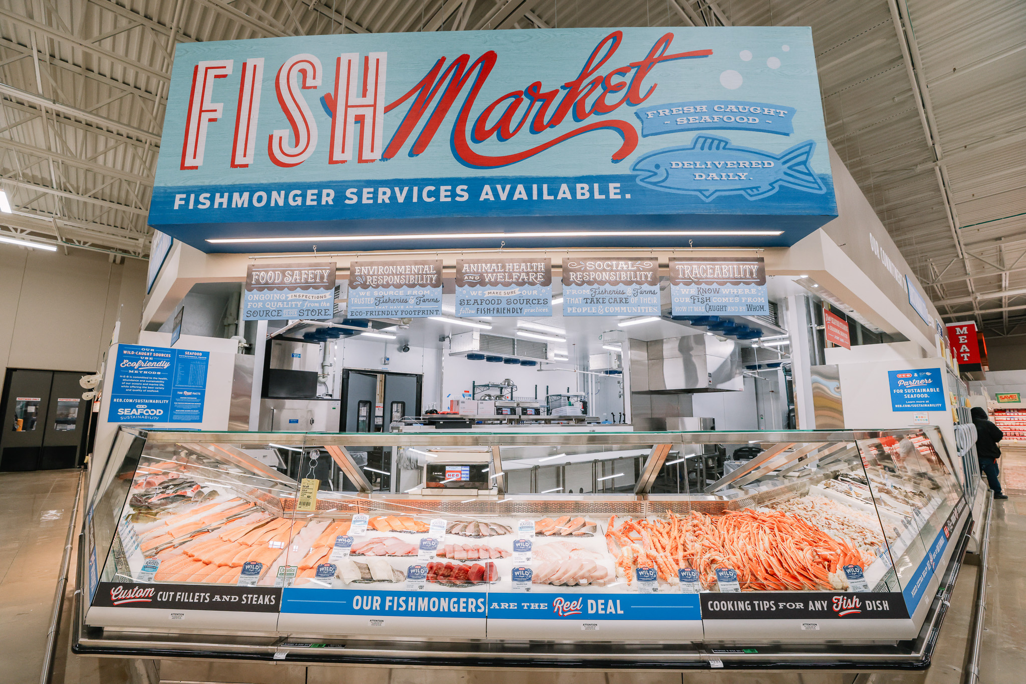 HEB | Culebra Rd SATX Ribbon Cutting