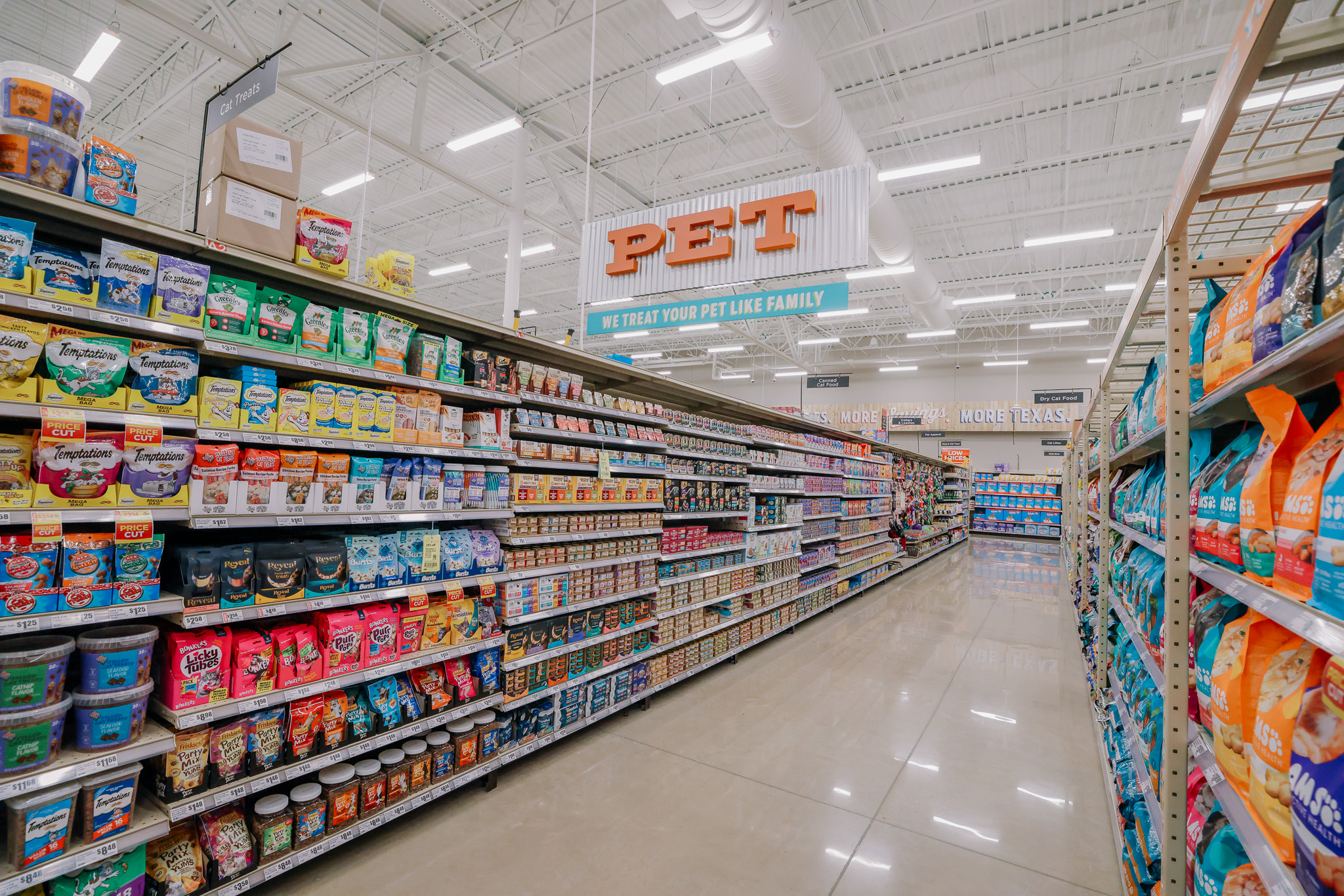 HEB | Culebra Rd SATX Ribbon Cutting