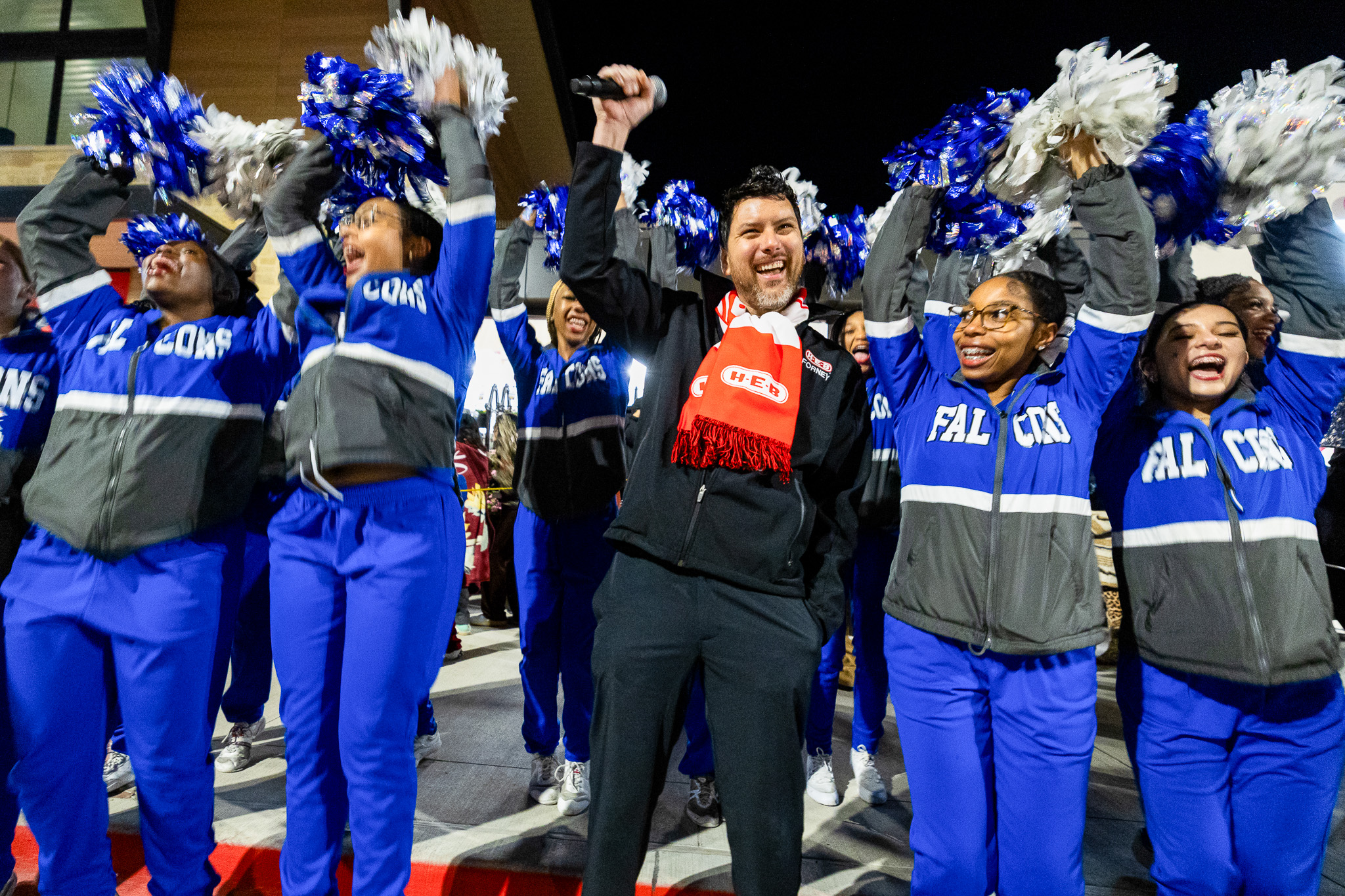 HEBNR_FORNEY_OPENINGMORNING_1540