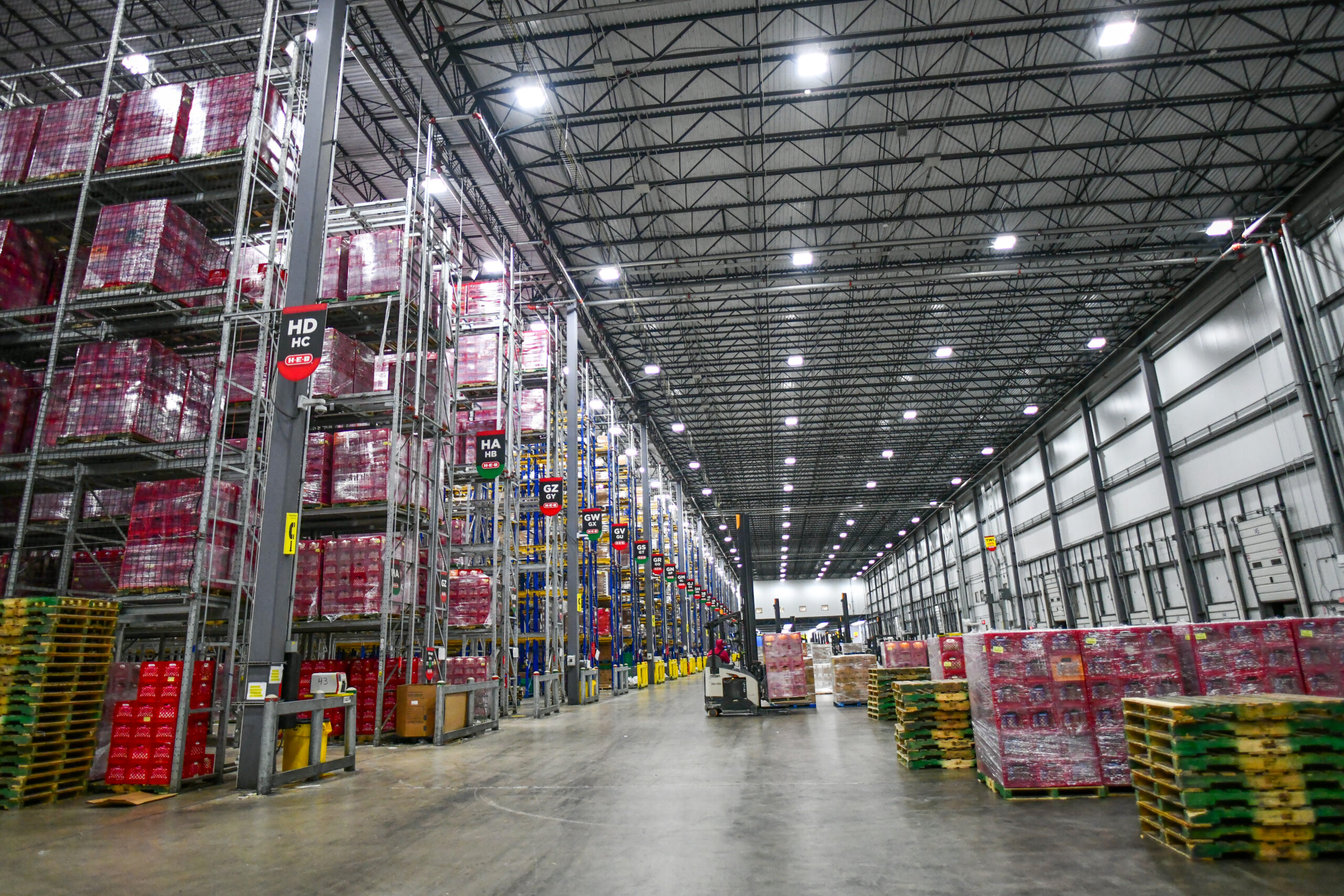 HEBNR_WAREHOUSE_TRANSPORTATION_6670