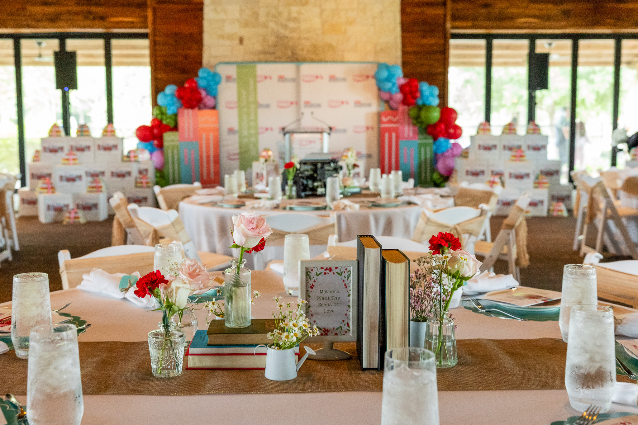 HEB_NR_OPERATIONSHOWER_2026_9212